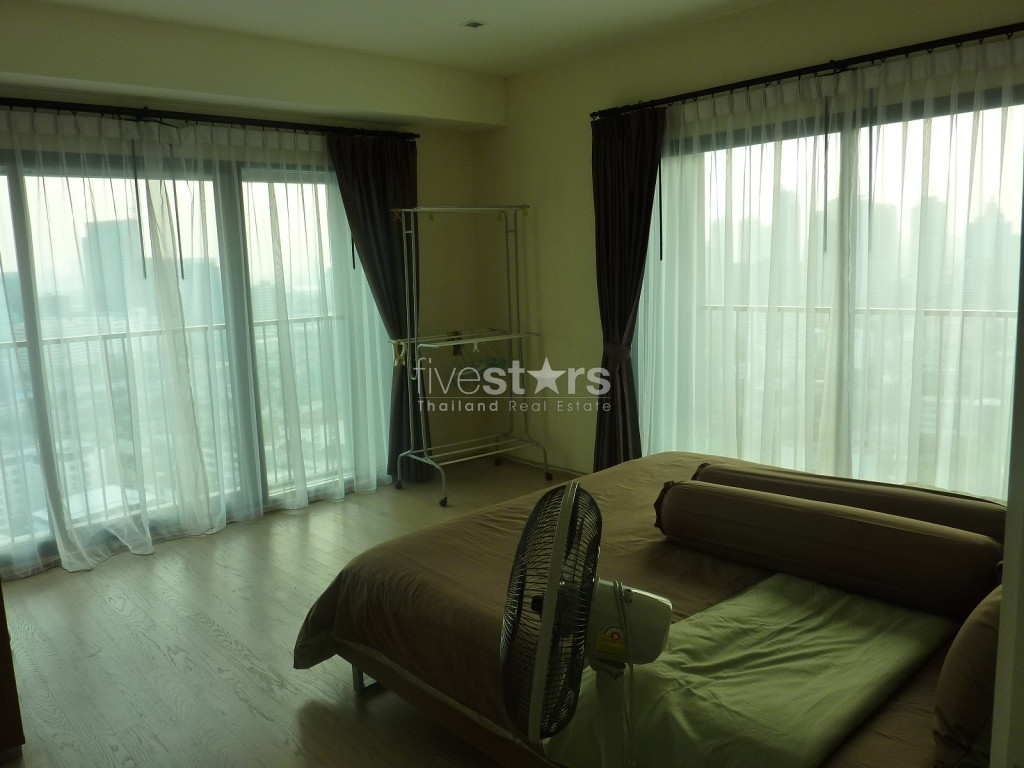 A louer appartement 1 chambre avec accès direct au BTS Thonglor, photo 3