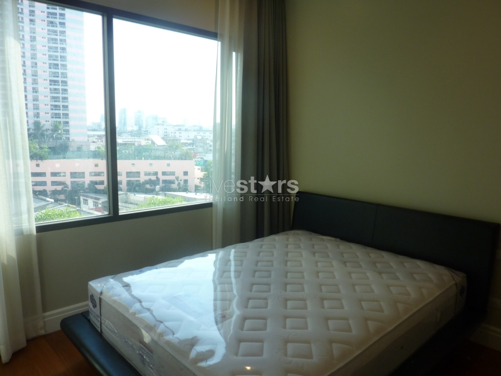 Nice 2 bedroom for rent near BTS Prom Phong, photo 6