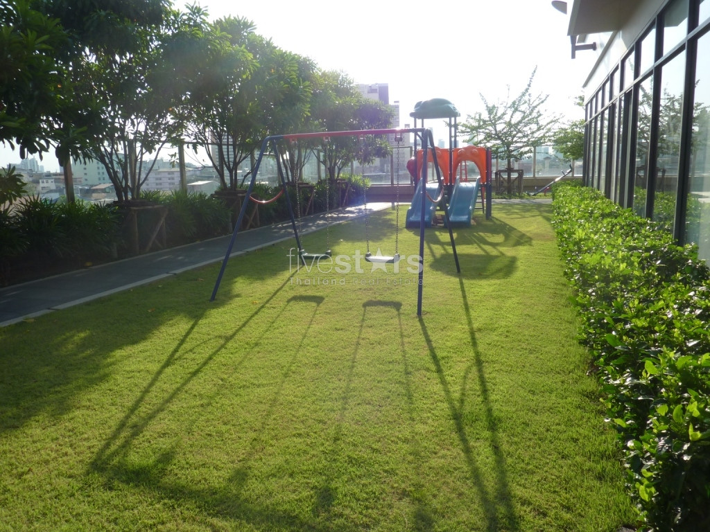 Nice 2 bedroom for rent near BTS Prom Phong, photo 9
