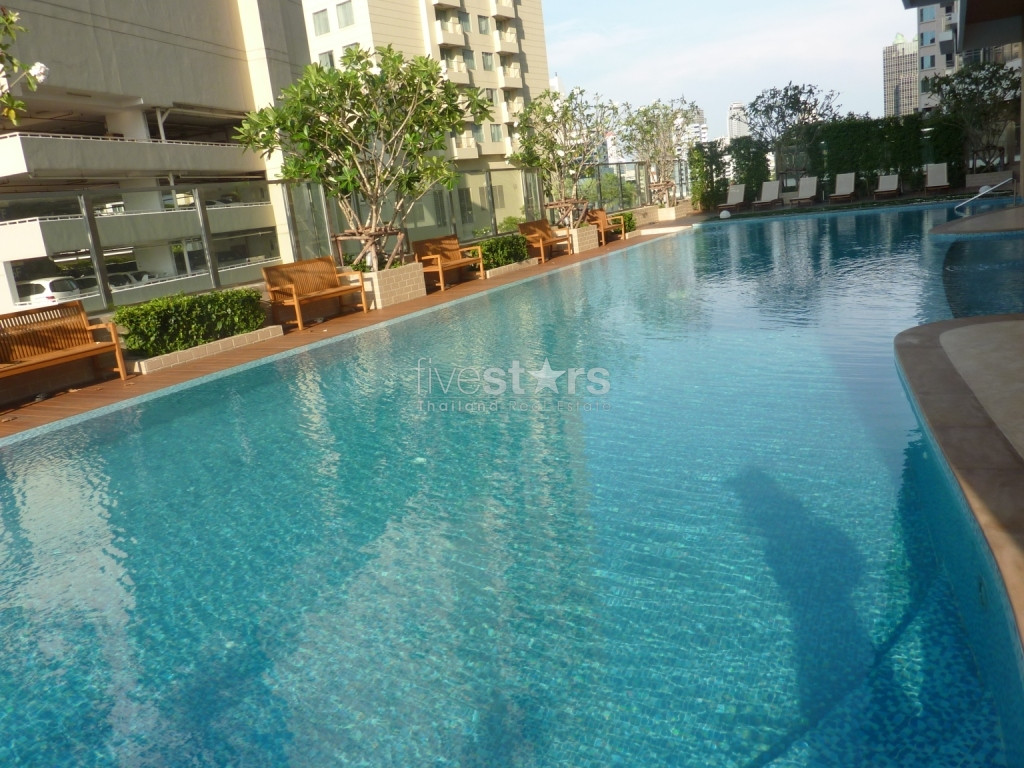 Nice 2 bedroom for rent near BTS Prom Phong, photo 10