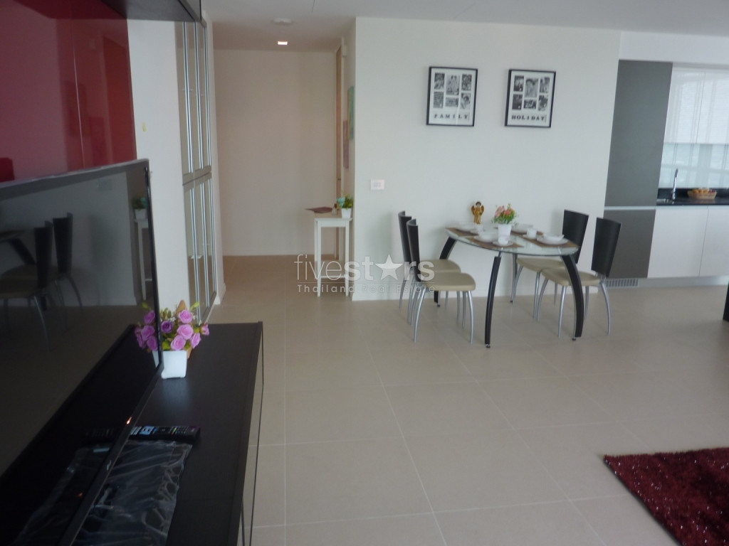 Appartement 2 chambres à louer en bord de rivière Chao Phraya, photo 2