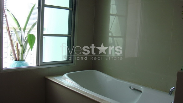 Appartement 2 chambres à louer à 300 mètres du BTS Asoke, photo 5