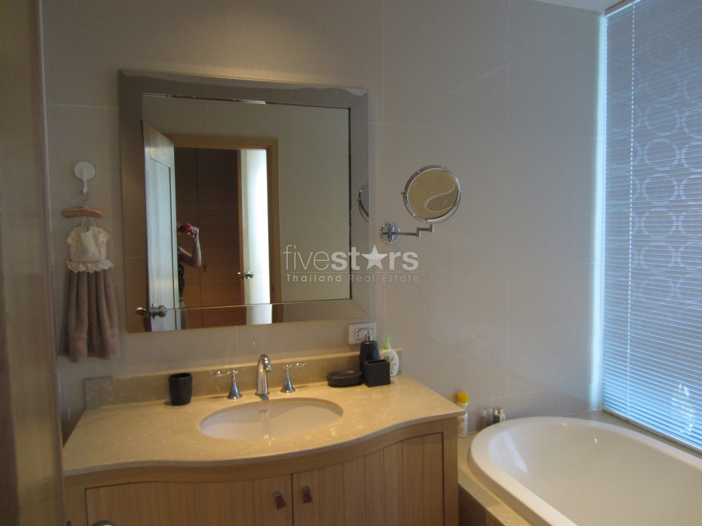 in Bangkok, a nice duplex type with 2 bedrooms, photo 10