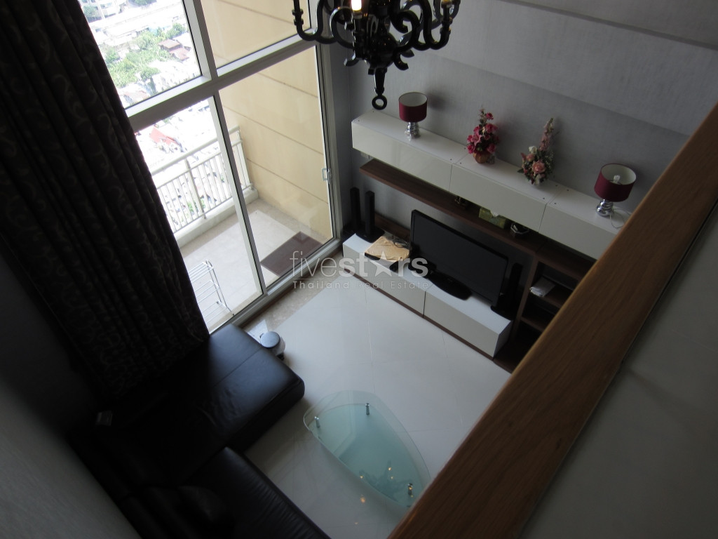 in Bangkok, a nice duplex type with 2 bedrooms, photo 8
