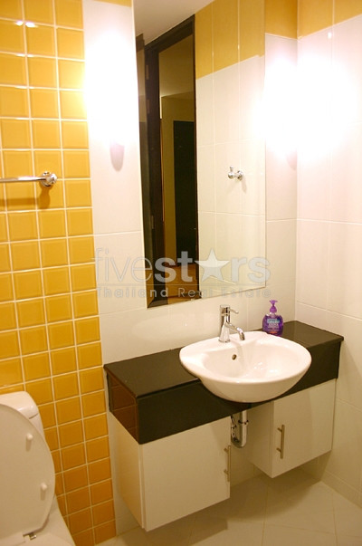 Appartement 2 chambres sur Sukhumvit pres des stations de BTS et de MRT, photo 10