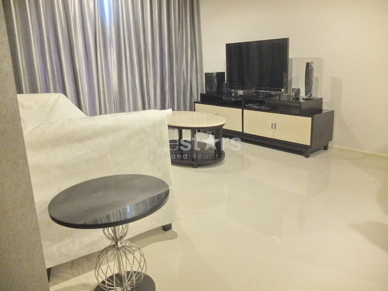 Appartement deux pièces entièrement meublé proche BTS, photo 3