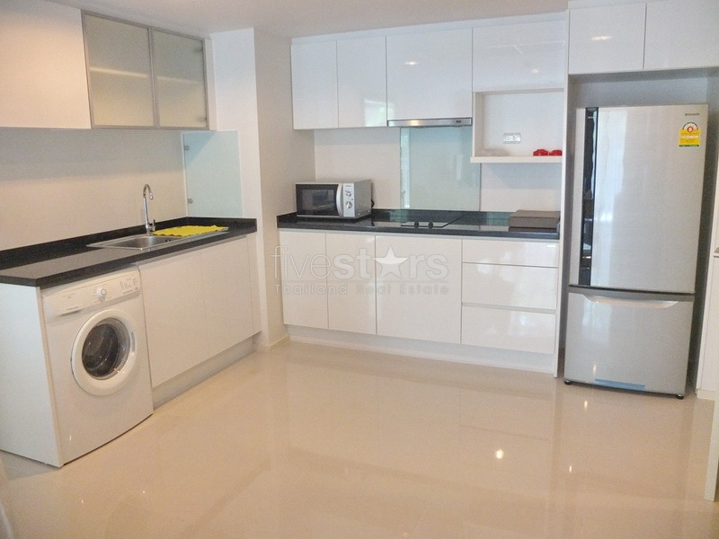 Appartement deux pièces entièrement meublé proche BTS, photo 4