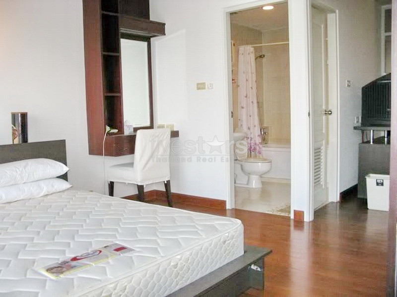 appartement avec 2 chambres proche BTS Prompong, photo 6