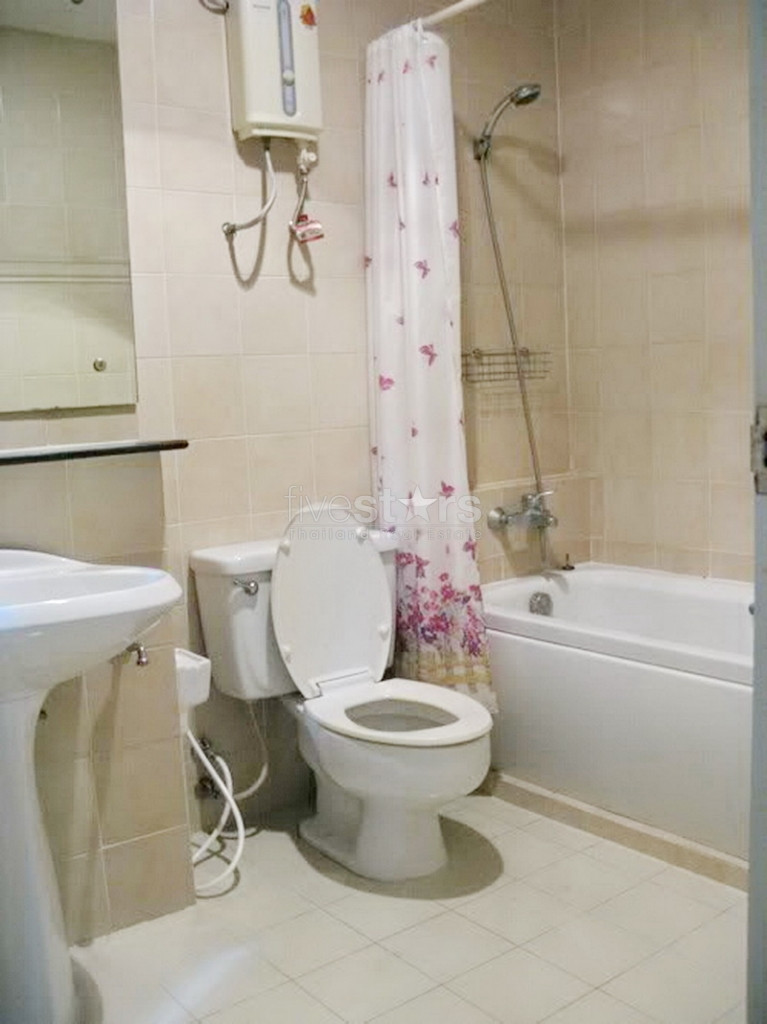 appartement avec 2 chambres proche BTS Prompong, photo 8