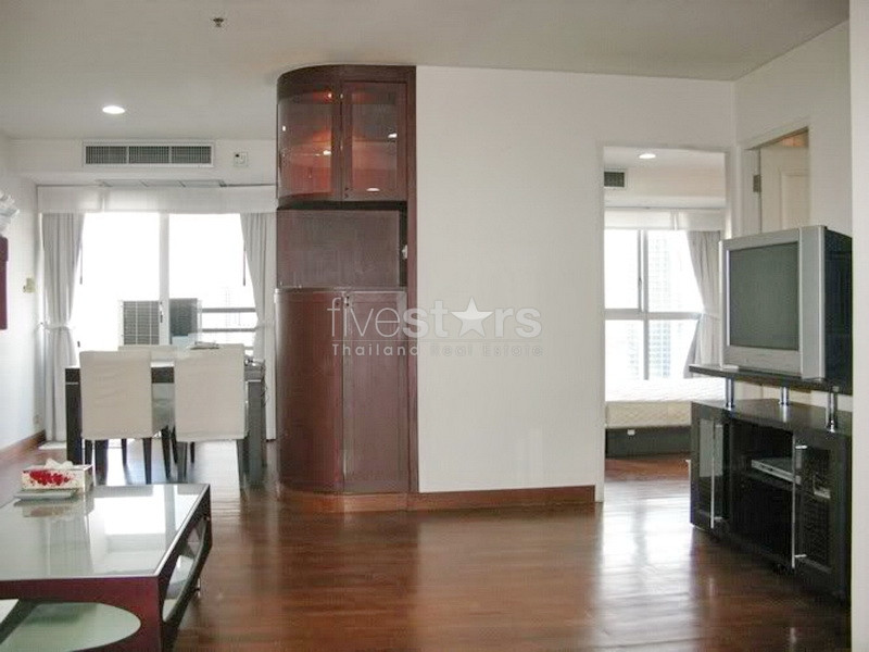appartement avec 2 chambres proche BTS Prompong, photo 2
