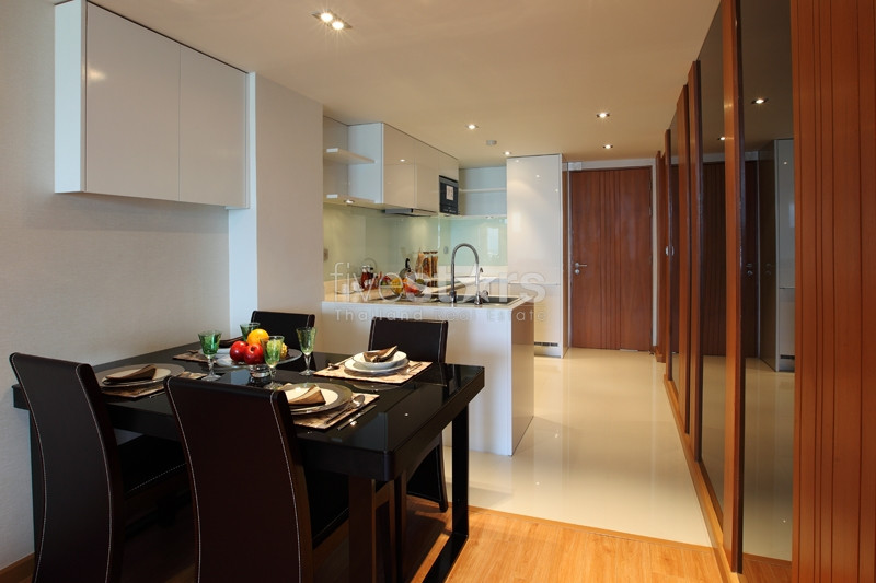 Superb sea view apartment for sale overlooking Patong bay, photo 2