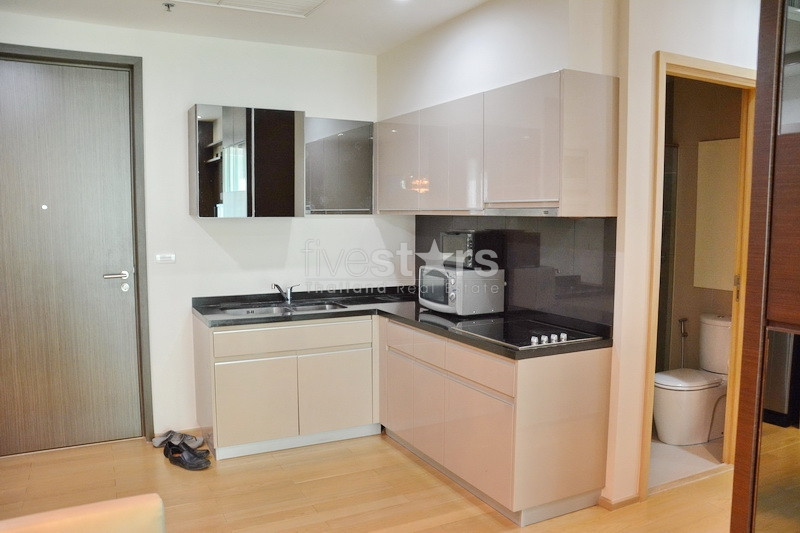 Appartement moderne 2 chambres quartier Phromphong, photo 4