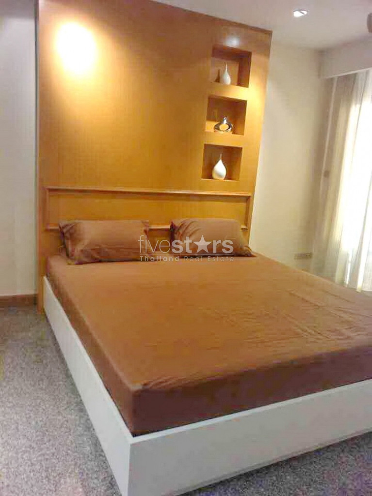 2 bedroom furnished condominium near Asoke BTS and Sukhumvit MRT, photo 2