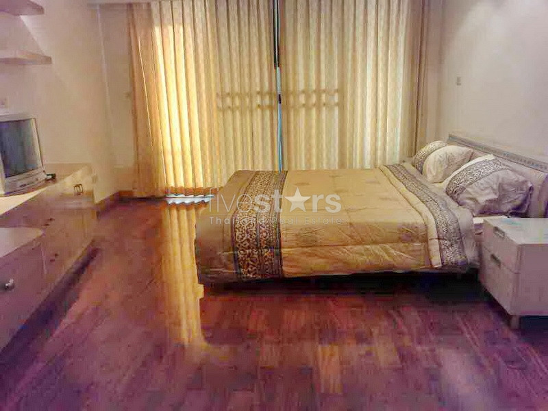 2 bedroom furnished condominium near Asoke BTS and Sukhumvit MRT, photo 3