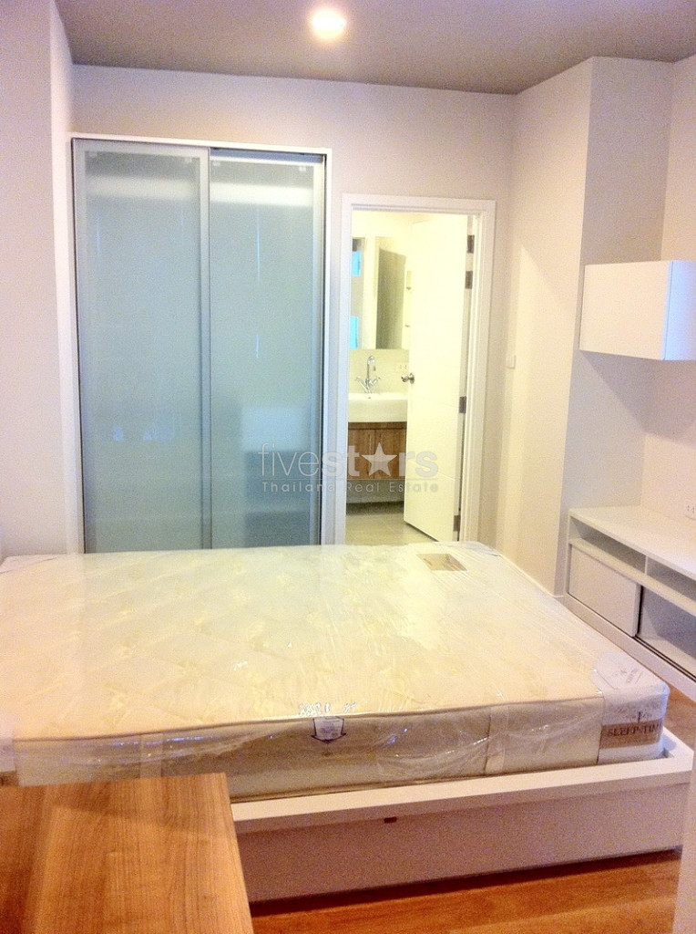 2 bedroom condominium for rent close to BTS Onnut, photo 9