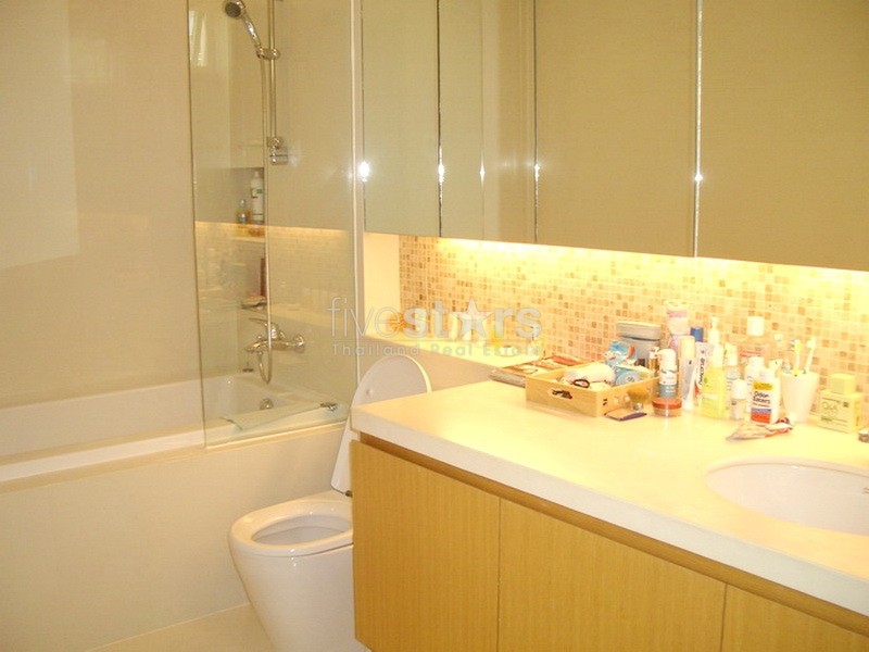 2 bedroom condominium for rent close to BTS and MRT, photo 6