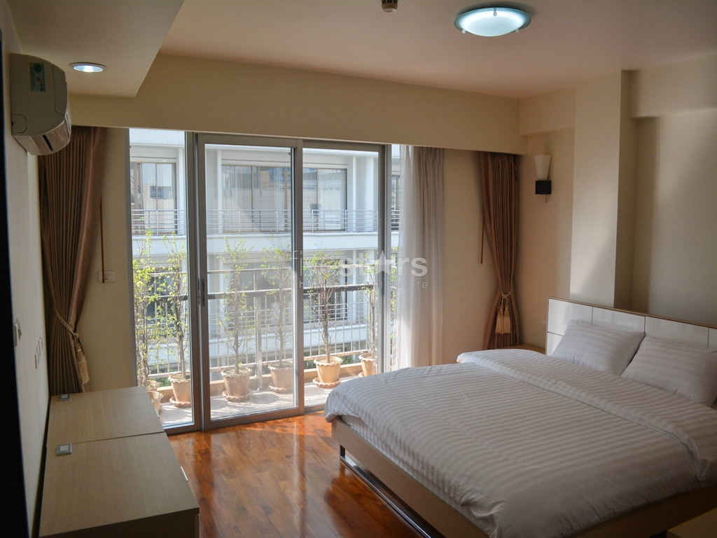3 bedroom condo for rent on Asoke, photo 6