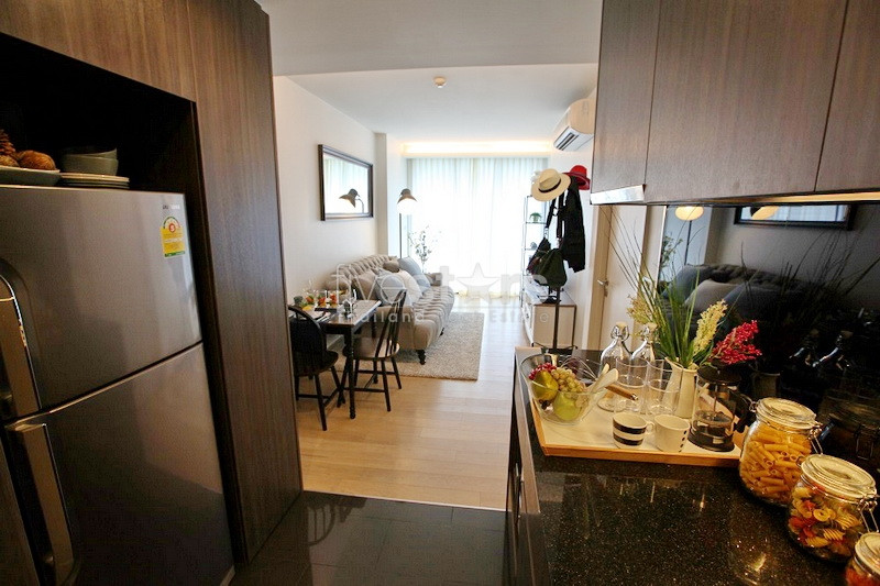., photo 3