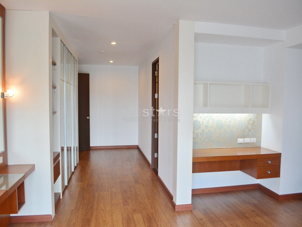 appartements spacieux et moderne avec 3 chambres, photo 6