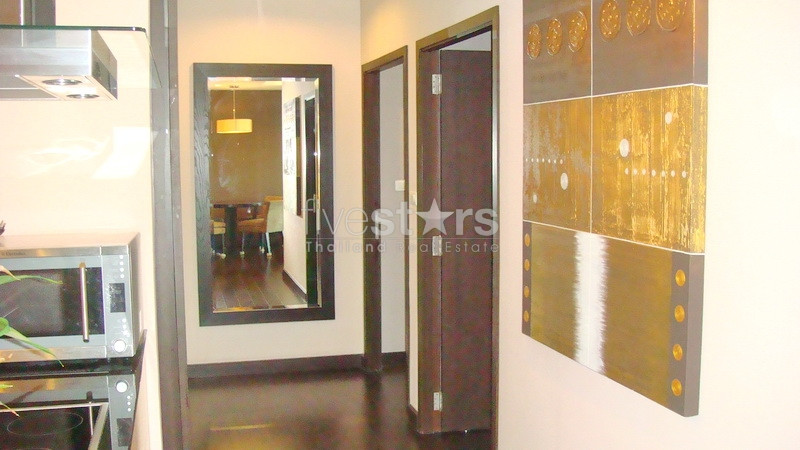 2 bedroom modern condominium on Sathorn Road, photo 7