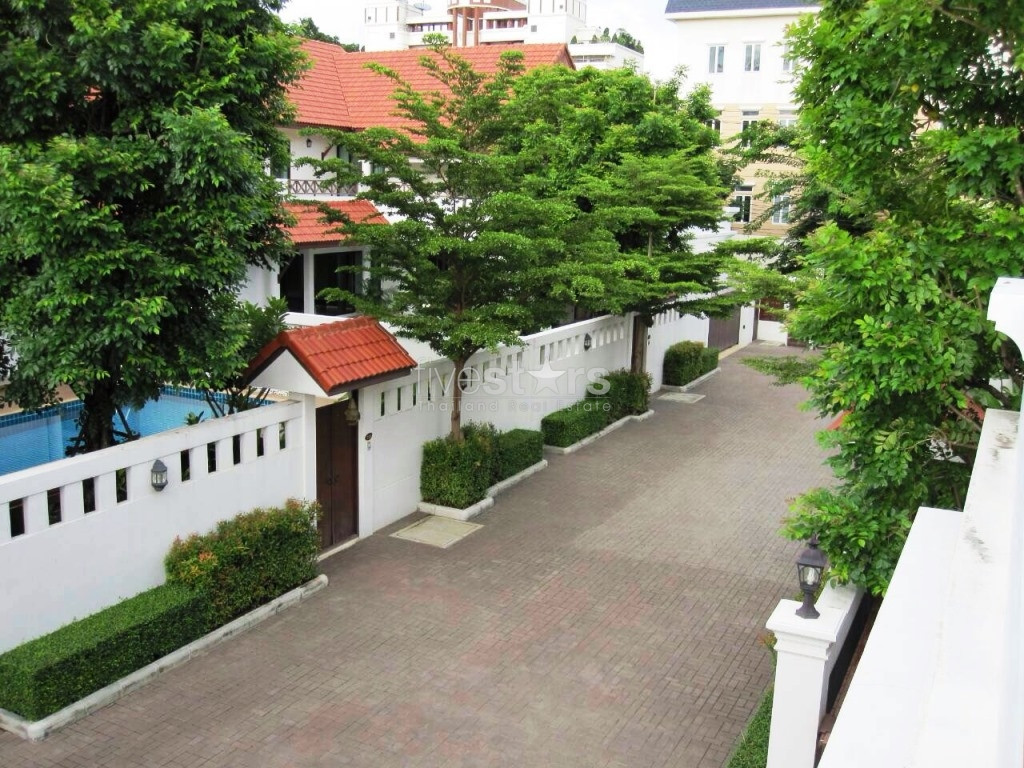 Belle maison de 4 chambres avec piscine privée, photo 5
