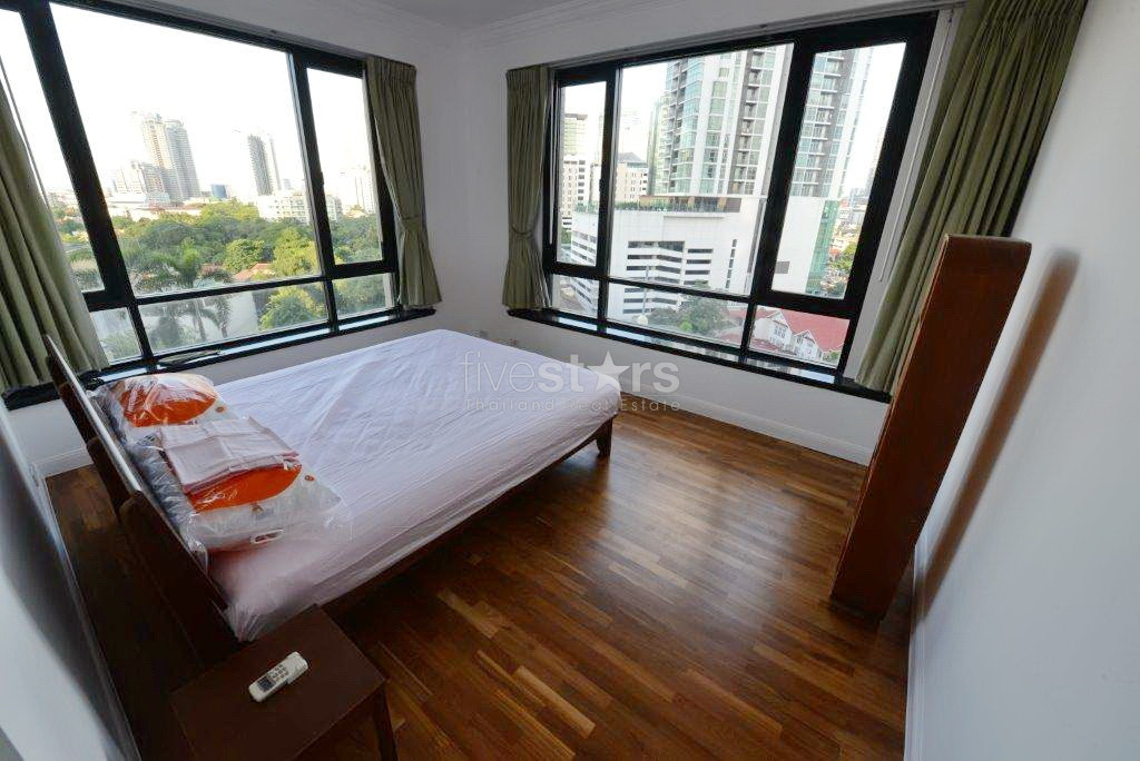 Grand appartement 2 chambres bien situé sur Suan Plu, photo 8