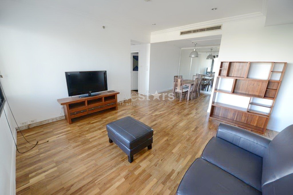 Grand appartement 2 chambres bien situé sur Suan Plu, photo 3