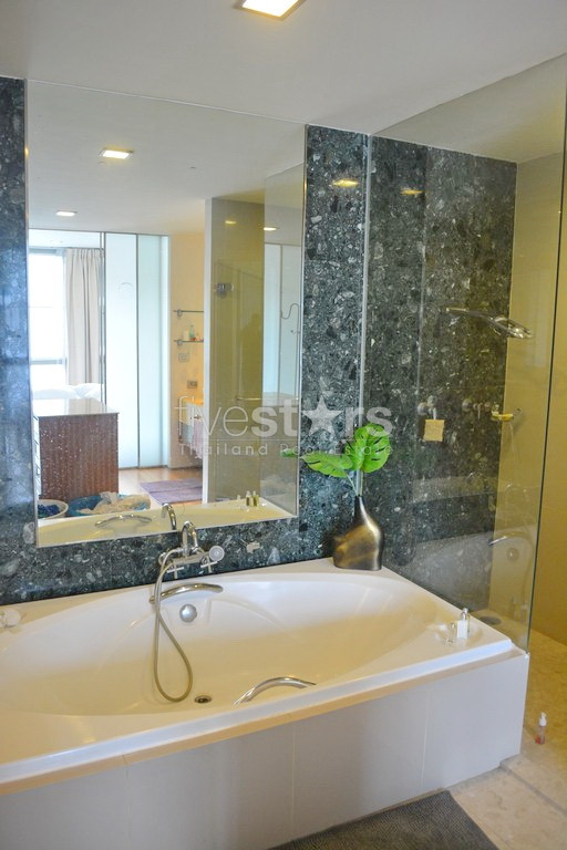 3 bedroom pet friendly for rent on Phra Khanong, photo 7