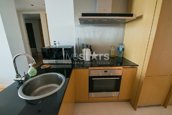 Beautiful 2 Bedroom High Rise Condominium Riverside, photo 3