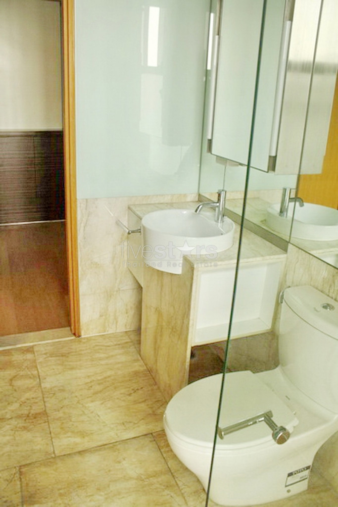2 bedroom high end condo in the heart of Sathorn, photo 8
