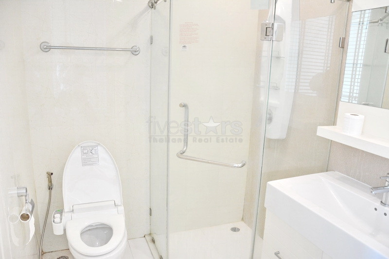 Condominium 1 chambre à louer à Bangkok, près du BTS Prom Pong - Thong Lor, photo 10