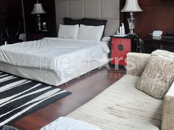 3 bedroom duplex condominium for rent close to BTS Phromphong, photo 8