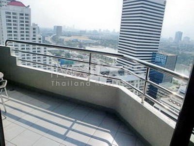 2 bedroom condominium for rent conveniently located close to BTS and MRT, photo 10
