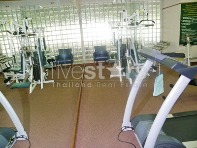 2 bedroom condominium for rent conveniently located close to BTS and MRT, photo 9