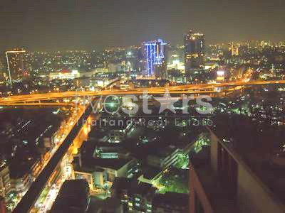 Appartement moderne avec vue dégagée sur la ville, photo 8