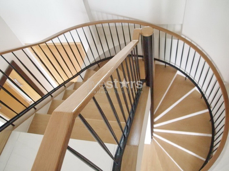 2 bedroom duplex condominium close to BTS Chong Nonsri, photo 7