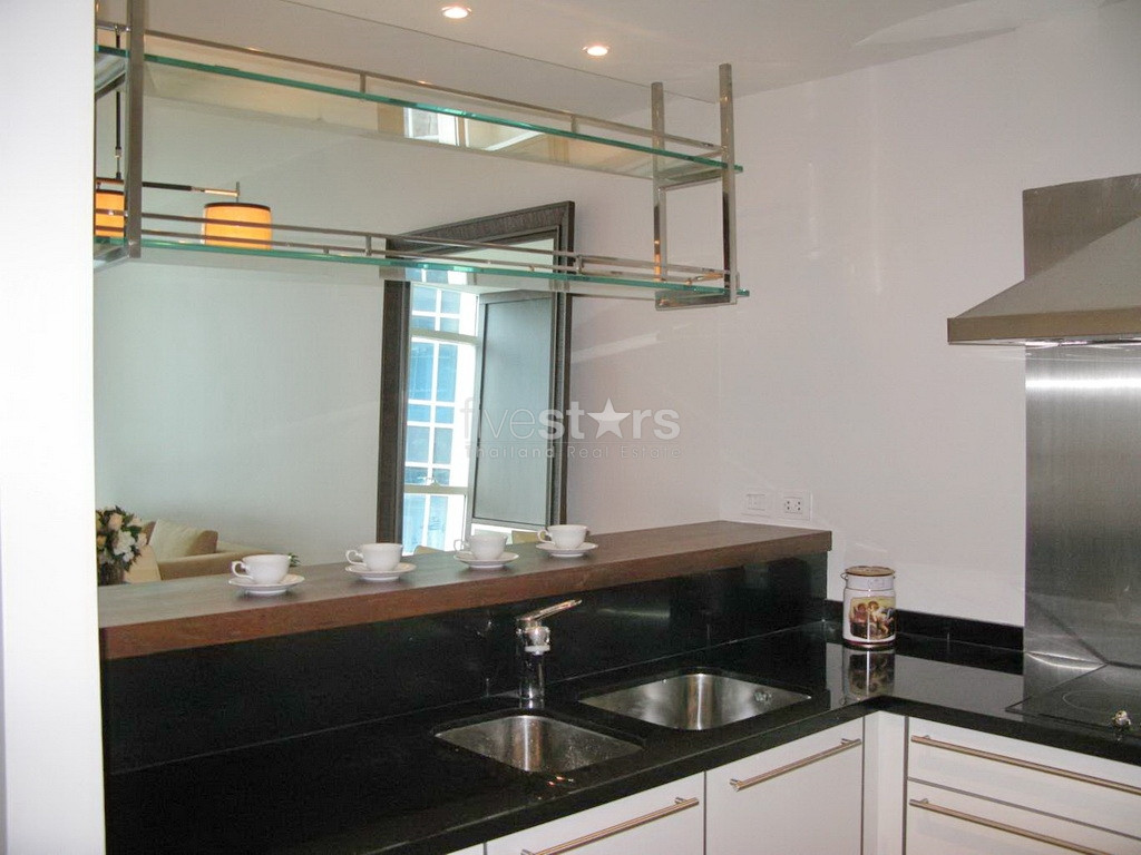 Appartement 2 chambres proche station BTS Ploenchit, photo 2