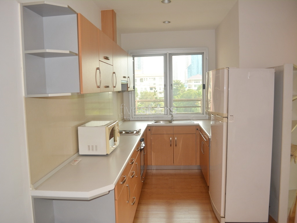 Vaste appartement 2 chambres proche BTS Saladaeng, photo 5
