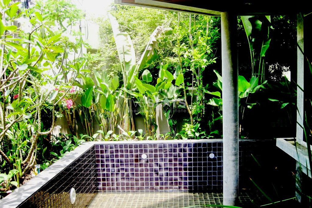Maison moderne de 3 chambres à louer proche du BTS Thonglor, photo 4