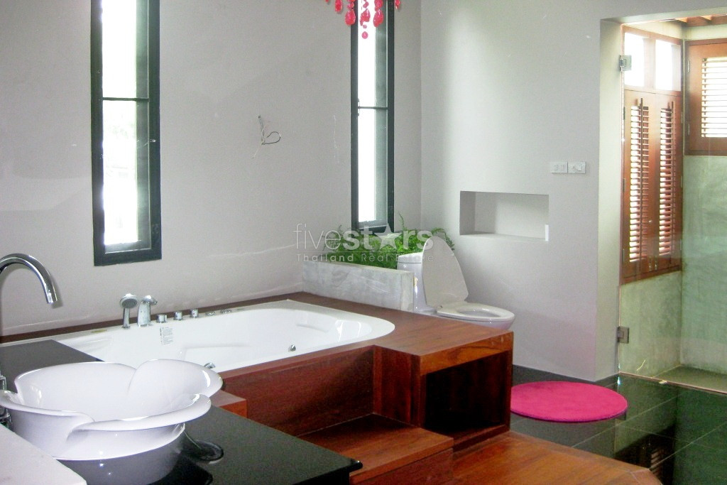 Maison moderne de 3 chambres à louer proche du BTS Thonglor, photo 22