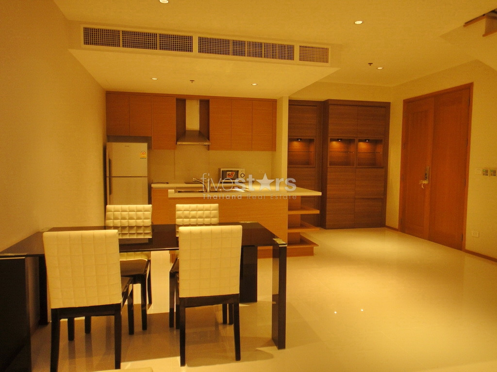 1 bedroom duplex condo for rent close to BTS Prompong Station, photo 6
