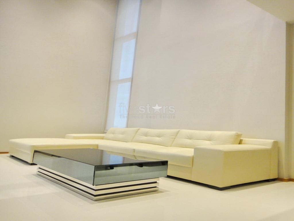 1 bedroom duplex condo for rent close to BTS Prompong Station, photo 3