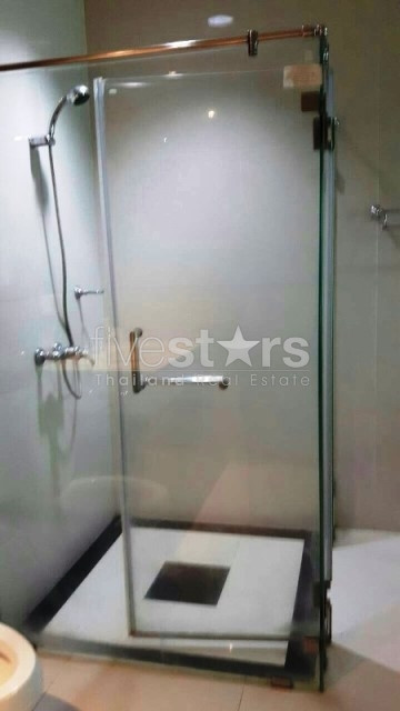 2 bedroom condominium for rent conveniently located close to BTS Chidlom Station, photo 10