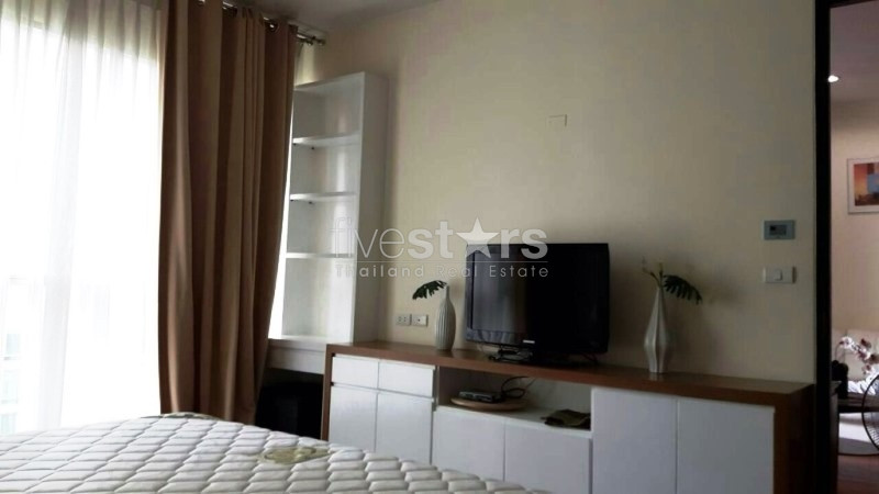 2 bedroom condominium for rent conveniently located close to BTS Chidlom Station, photo 7