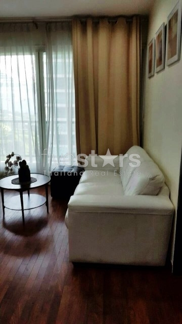 2 bedroom condominium for rent conveniently located close to BTS Chidlom Station, photo 3