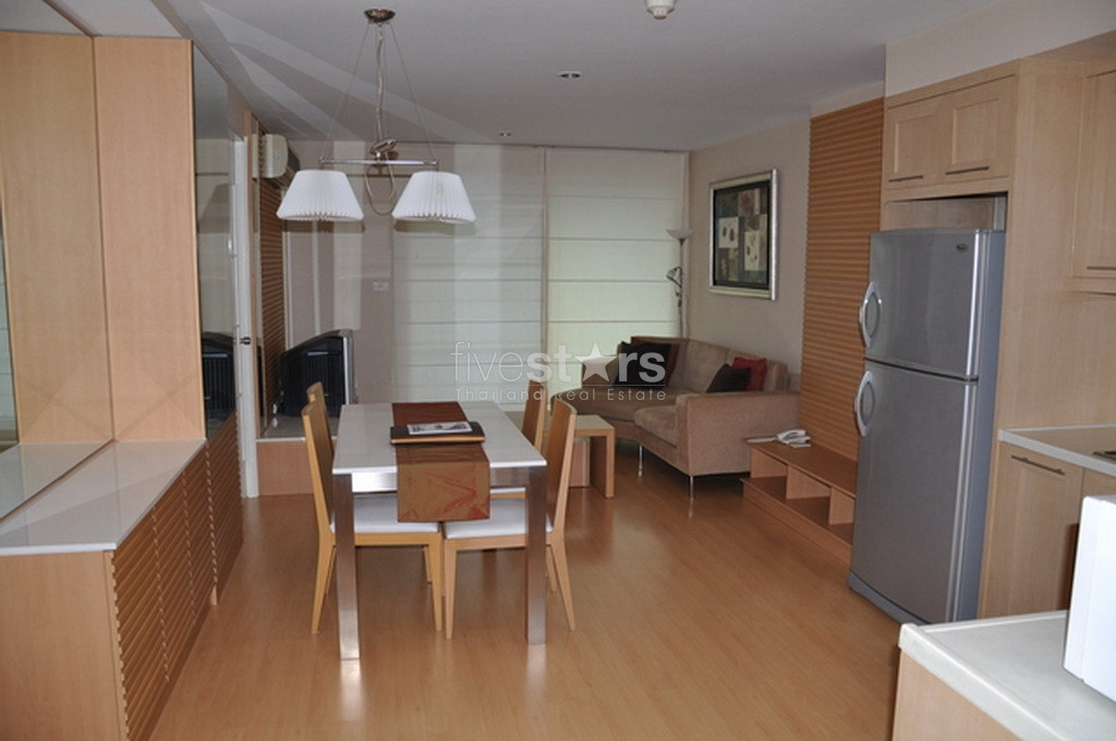 2 bedroom condo for rent close to BTS Ekamai Station, photo 4