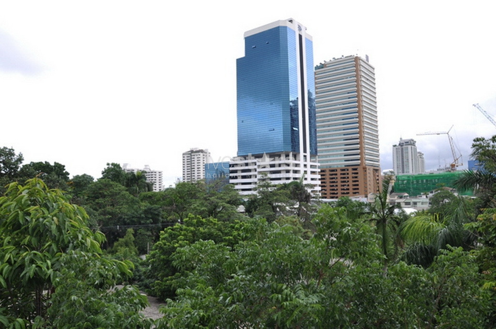 2 bedroom condo for rent close to BTS Ekamai Station, photo 9