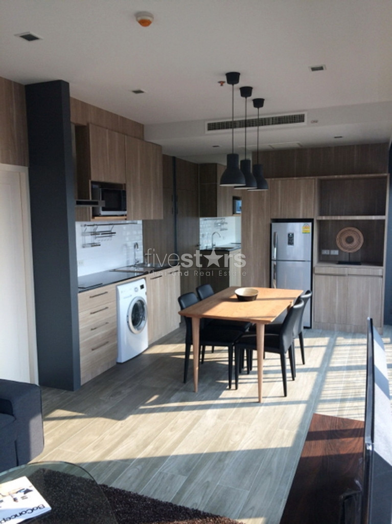 1 bedroom condo for rent close to BTS Ekamai Station, photo 3