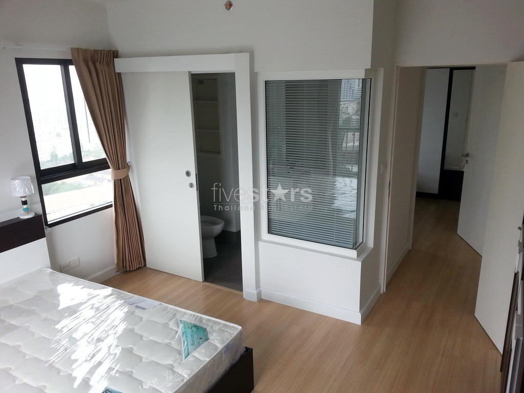 Appartement moderne 2 chambres quartier Suan Plu, photo 4