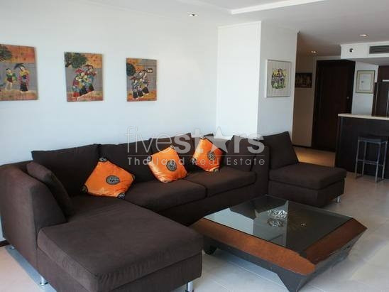 2-bedroom overlooking Pattaya Bay, photo 3